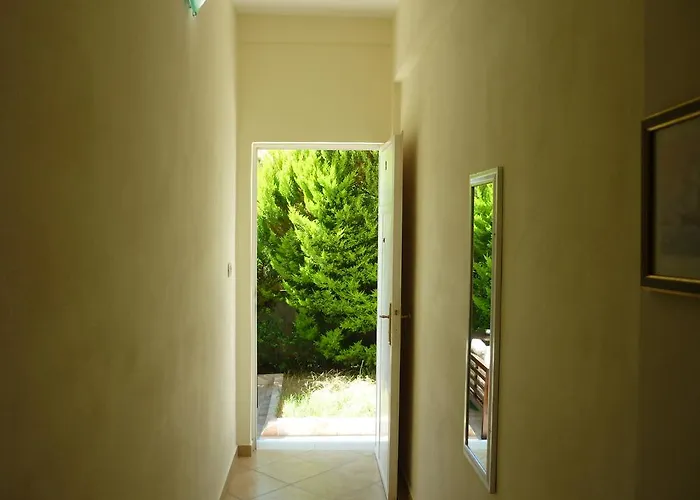 巴希尔别墅公寓 * Vlorë